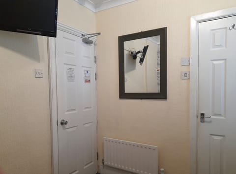 Double Room, Ensuite (Small) | Premium bedding, pillowtop beds, blackout drapes, iron/ironing board