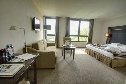 Junior Suite, 1 King Bed, Golf View | View from room