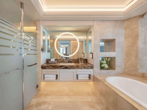 LEGENDARY SUITE, 1 King Size Bed, Club Millésime Access | Bathroom | Separate tub and shower, deep soaking tub, rainfall showerhead