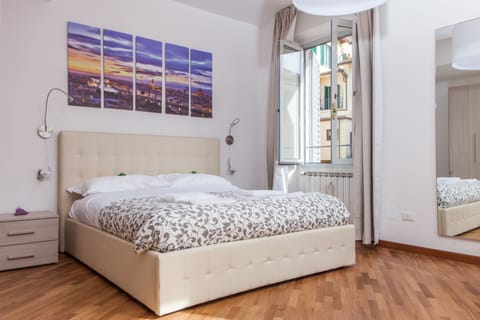 Double Room, Balcony | Premium bedding, in-room safe, desk, cribs/infant beds