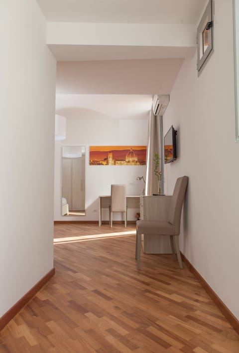 Double Room, Balcony | Premium bedding, in-room safe, desk, cribs/infant beds