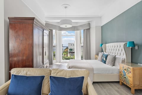 Superior Suite, Balcony | Premium bedding, individually decorated, individually furnished