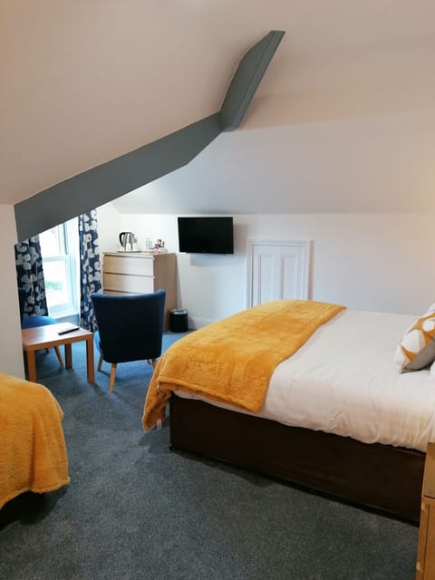 Triple Room, Ensuite (3 People - B&B)