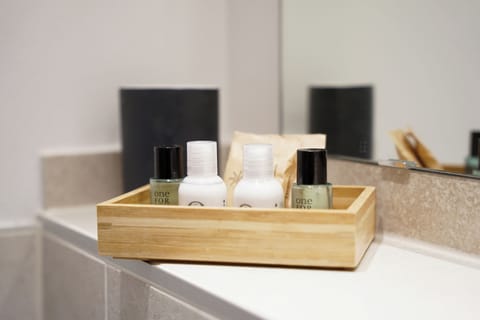 Free toiletries, towels