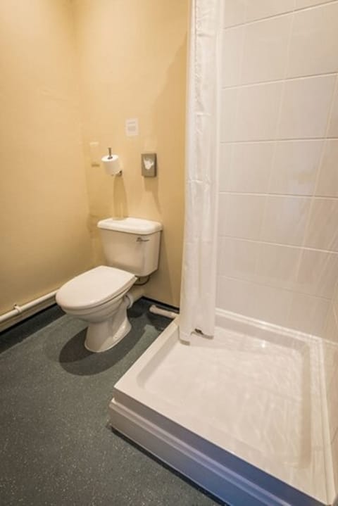 Double Room | Bathroom | Hair dryer, towels