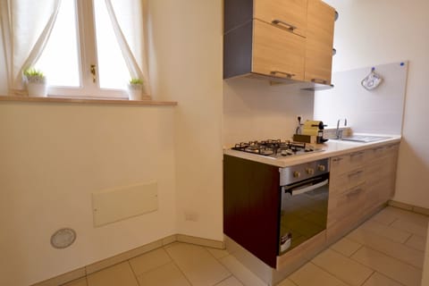 Apartment, 1 Bedroom | Private kitchenette | Fridge, coffee/tea maker