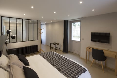 Design Double Room | 1 bedroom, individually decorated, individually furnished