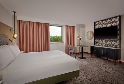 Room, 1 Queen Bed, Accessible | In-room safe, desk, laptop workspace, blackout drapes