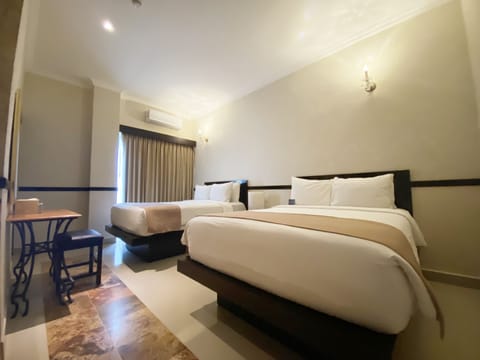 Standard Double Room, Multiple Beds | 1 bedroom, premium bedding, down comforters, minibar