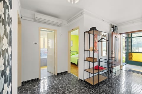 Apartment | Living area | Flat-screen TV