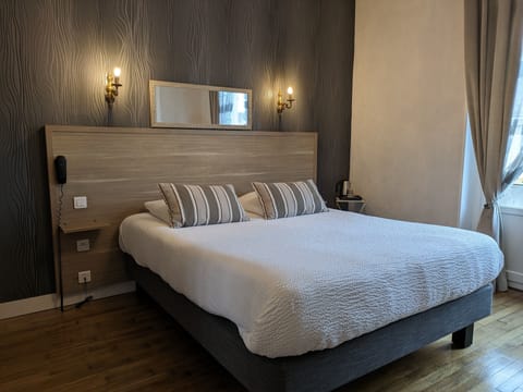Comfort Double Room | Cribs/infant beds, free WiFi, bed sheets