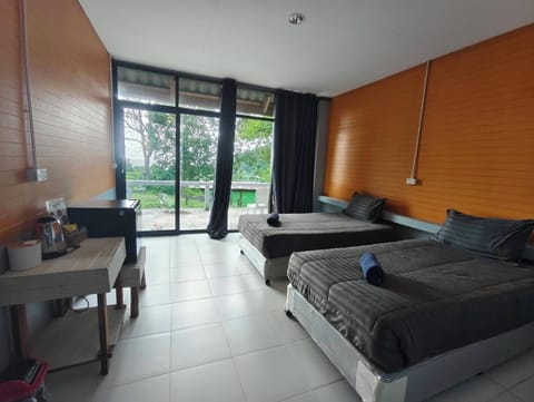 Bungalow with Sea View | Free minibar, desk