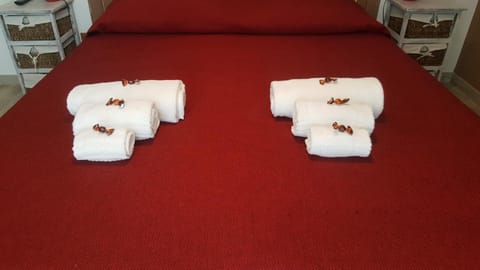 1 bedroom, in-room safe, desk, blackout drapes