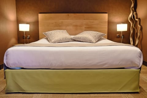 Comfort Double Room | Premium bedding, minibar, in-room safe, individually decorated