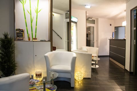 Double Room | Reception