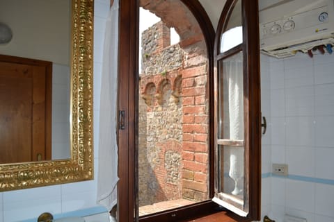 Apartment, 2 Bedrooms | Bathroom | Shower, free toiletries, hair dryer, bidet