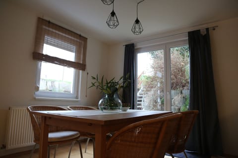 Apartment, 1 Bedroom, Ground Floor (incl. final cleaning fee € 35,-) | In-room dining
