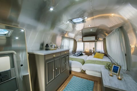 Airstream, Pet Friendly, Non Smoking | In-room safe, desk, laptop workspace, blackout drapes