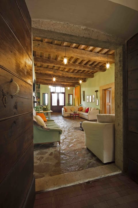 Family Room | Living area | Flat-screen TV