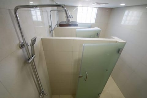 Shared Dormitory, Men only (8 Beds) | Bathroom | Shower, rainfall showerhead, towels