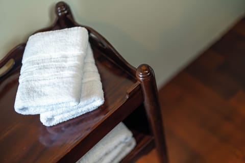 Bathtub, free toiletries, hair dryer, bathrobes