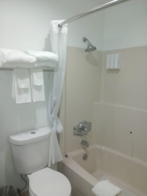 Deep soaking tub, rainfall showerhead, free toiletries, hair dryer