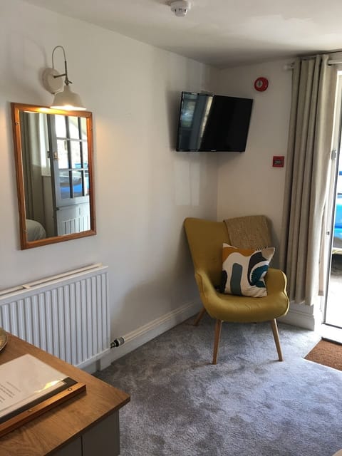 Standard Double or Twin Room, Ensuite (Pet-Friendly)