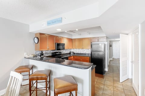 Condo, 3 Bedrooms (Beach View) | Private kitchen | Fridge, microwave, oven, coffee/tea maker