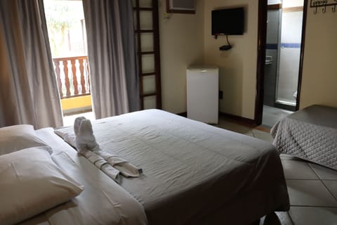 SUITE ESMERALDA QUEEN | Minibar, free WiFi, bed sheets