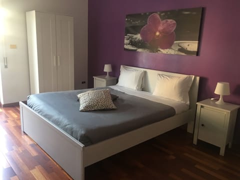 Superior Triple Room | 1 bedroom, down comforters, desk, laptop workspace