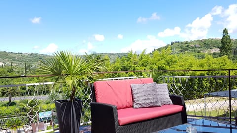 Triple Room | Terrace/patio