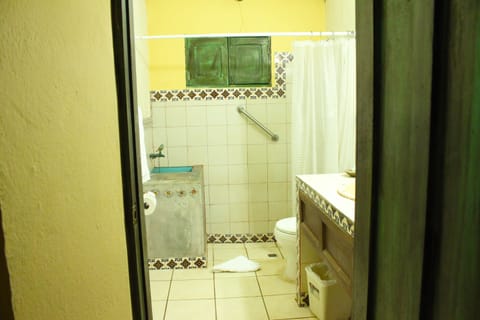 Classic Double Room, 2 Double Beds, Non Smoking | Bathroom | Shower, free toiletries, towels