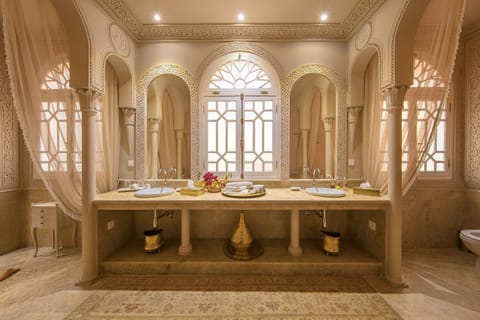 Presidential Suite, 2 Bedrooms | Bathroom sink