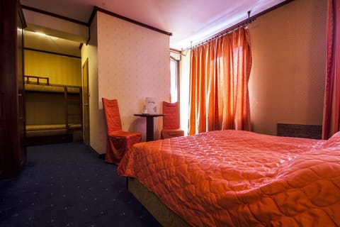 Standard Double Room | Minibar, desk, soundproofing, free cribs/infant beds