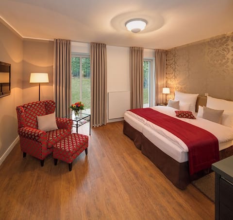 Standard Double Room, Kitchenette | Premium bedding, in-room safe, desk, free WiFi