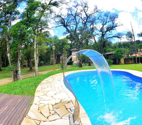 Seasonal outdoor pool, pool umbrellas, sun loungers