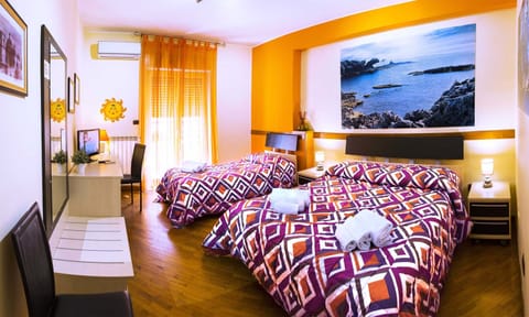 Double Room, 1 King Bed | Premium bedding, in-room safe, individually decorated