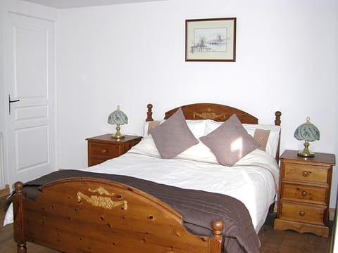 Comfort Double Room | 2 bedrooms, iron/ironing board, WiFi, bed sheets