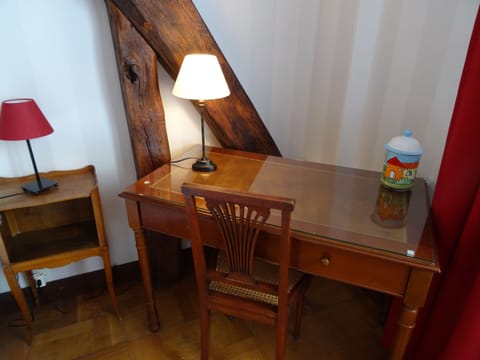 Comfort Double Room, Private Bathroom (Elisa) | Room amenity