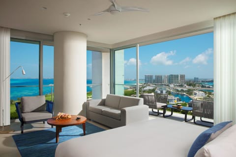 Preferred Club Corner Suite Ocean View King | Living room | 48-inch flat-screen TV with cable channels, Smart TV, Netflix