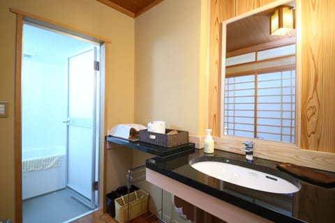 Standard Japanese Style Room A | Bathroom | Free toiletries, hair dryer, slippers, bidet