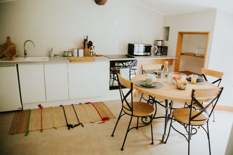 Comfort Apartment, Ensuite, Garden View | Private kitchen | Mini-fridge, coffee/tea maker, electric kettle