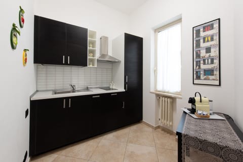 Apartment, 2 Bedrooms, Non Smoking | Private kitchen