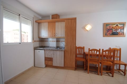 Apartment, 1 Bedroom | Private kitchen | Fridge, microwave, coffee/tea maker, electric kettle