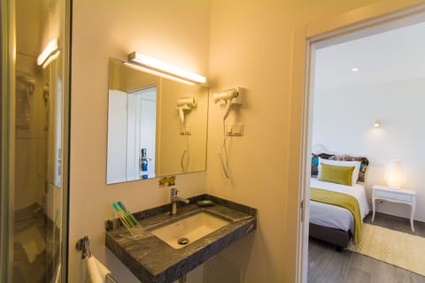 Standard Double or Twin Room, Partial Ocean View | Bathroom | Free toiletries, hair dryer, towels, soap