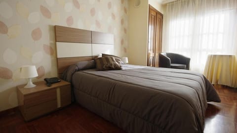 Standard Double Room | In-room safe, desk, free WiFi, bed sheets