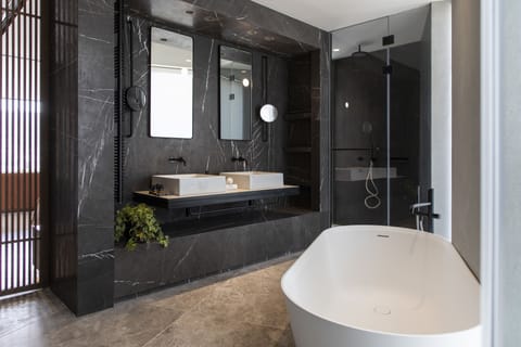 Penthouse | Bathroom | Shower, rainfall showerhead, eco-friendly toiletries, hair dryer