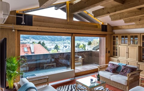 Penthouse, 2 Bedrooms, 2 Bathrooms | Living room | Flat-screen TV