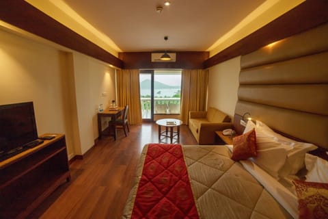 Super Deluxe Lake Facing Room | View from room