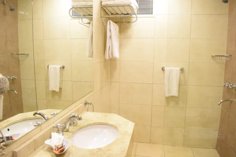 Standard Double Room | Bathroom | Deep soaking tub, hair dryer, bidet, towels